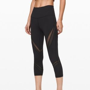 Lululemon Wunder under high rise crop size 2